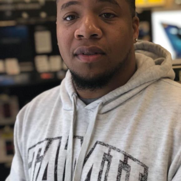 Meet your Posher, Gregory - Picture 1 of 1